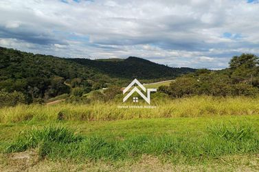 Terreno &agrave; venda - 300m&sup2; - Condom&iacute;nio Portal Lamis