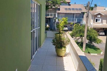 Casa para alugar - 250m&sup2; - Residencial Euroville