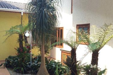 Casa &agrave; venda - 490m&sup2; - Condom&iacute;nio Flamboyant