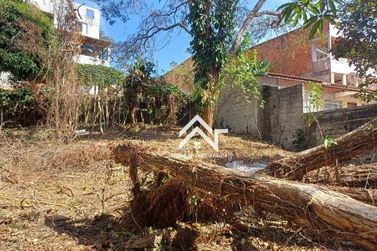Terreno &agrave; venda - 331m&sup2; - Parque Fern&atilde;o Dias