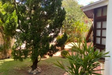 Casa para alugar - 375m&sup2; - Condominio Palavra da Vida