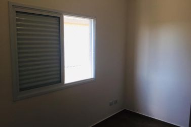 Apartamento para alugar - 65m&sup2; - JARDIM DOS PINHEIROS