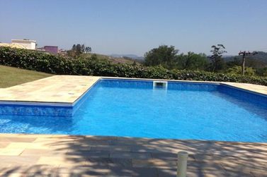 Casa &agrave; venda - 390m&sup2; - CONDOM&Iacute;NIO SERRA DA ESTRELA