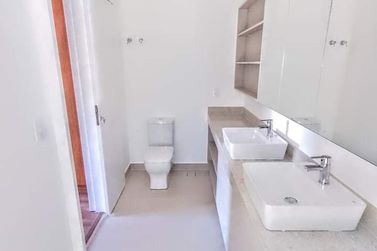 Casa &agrave; venda - 195m&sup2; - Centro