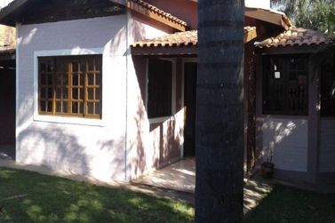 Casa &agrave; venda - 256m&sup2; - Rosario