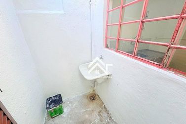 Sal&atilde;o Comercial para alugar - 50m&sup2; - Centro