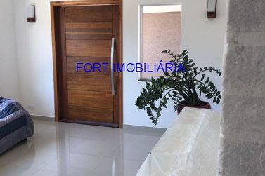 Casa &agrave; venda - 410m&sup2; - VILA ESPERIA OU GIGLIO
