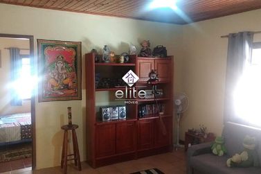 Casa &agrave; venda - 137m&sup2; - JARDIM DOS PINHEIROS