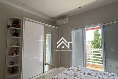 Casa &agrave; venda - 450m&sup2; - Condom&iacute;nio Shambala I
