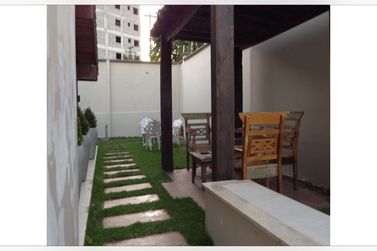 Casa &agrave; venda - 720m&sup2; - JARDIM FLORESTA