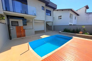 Casa &agrave; venda - 153m&sup2; - Jardim Jaragu&aacute;