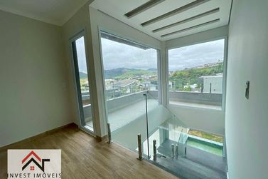 Casa &agrave; venda - 270m&sup2; - Condom&iacute;nio Vale das &Aacute;guas