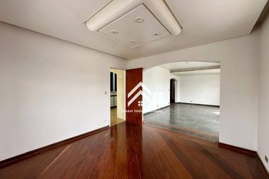 Apartamento para alugar - 227m&sup2; - Centro