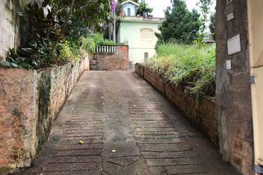 Ch&aacute;cara &agrave; venda - vitoria regia