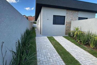 Casa &agrave; venda - 50m&sup2; - Jardim S&atilde;o Felipe