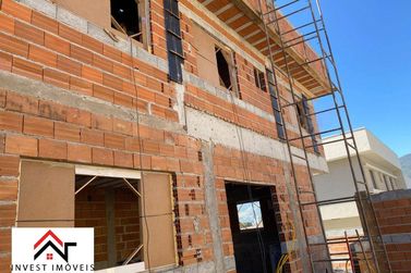 Casa &agrave; venda - 102m&sup2; - Jardim Jaragu&aacute;