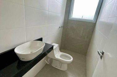 Casa &agrave; venda - 270m&sup2; - Condom&iacute;nio Vale das &Aacute;guas