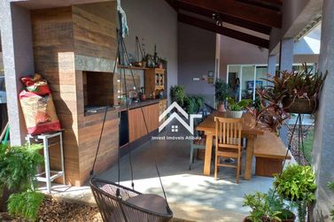 Casa &agrave; venda - 212m&sup2; - Condominio Parque das Gar&ccedil;as I