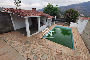 Casa &agrave; venda - 180m&sup2; - Vila Petr&oacute;polis