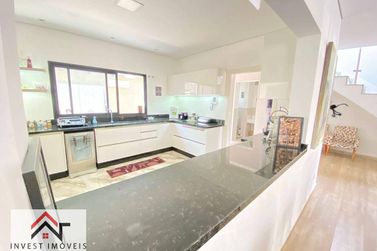 Casa &agrave; venda - 251m&sup2; - Nova Gard&ecirc;nia