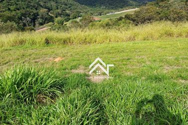 Terreno &agrave; venda - 300m&sup2; - Condom&iacute;nio Portal Lamis