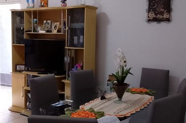 Casa &agrave; venda - 99m&sup2; - Atibaia Jardim