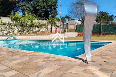Ch&aacute;cara &agrave; venda - 800m&sup2; - S&iacute;tio Santa F&eacute;