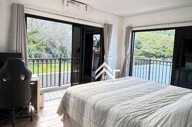 Casa &agrave; venda - 234m&sup2; - Loteamento Parque Residencial Serras de Atibaia II