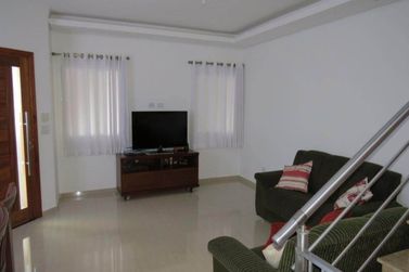 Casa &agrave; venda - 210m&sup2; - Atibaia Jardim
