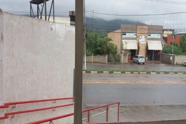 Sala Comercial para alugar - 500m&sup2; - Parque Rio Abaixo