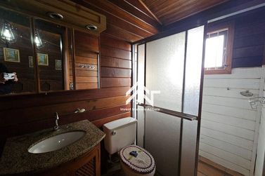 Ch&aacute;cara &agrave; venda - 800m&sup2; - Jardim Maracan&atilde;