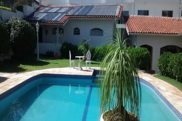 Casa &agrave; venda - 1000m&sup2; - Jardim das Flores
