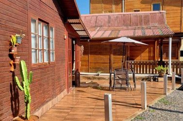 Ch&aacute;cara &agrave; venda - 145m&sup2; - Rio Abaixo