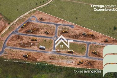 Terreno &agrave; venda - 300m&sup2; - Vale do Sol