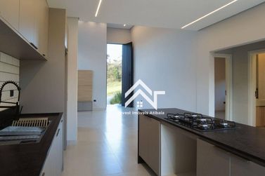 Casa &agrave; venda - 180m&sup2; - Condom&iacute;nio Portal Lamis