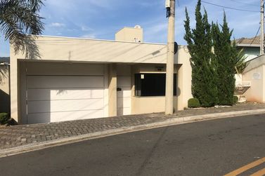 Casa &agrave; venda - 100m&sup2; - JARDIM PAULISTA