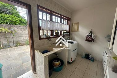 Casa &agrave; venda - 225m&sup2; - Jardim dos Pinheiros