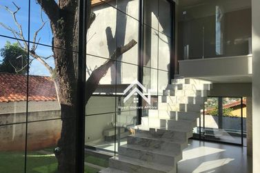 Casa &agrave; venda - 354m&sup2; - Jardim Paulista