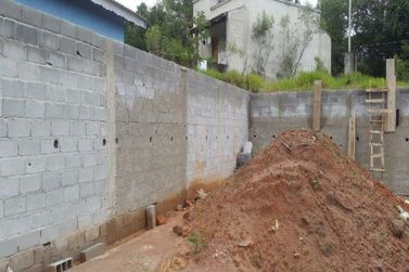 Terreno &agrave; venda - 450m&sup2; - Parque Residencial Itagua&ccedil;u