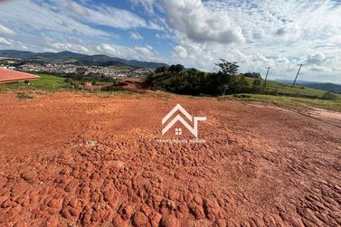 Terreno &agrave; venda - 830m&sup2; - Alto da Floresta Residencial