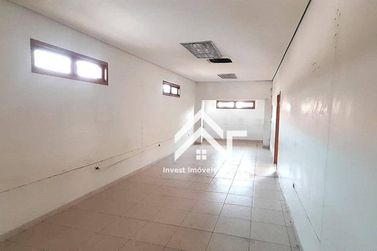 Sala Comercial &agrave; venda - 250m&sup2; - Centro