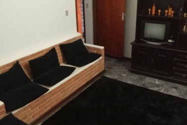 Casa &agrave; venda - 400m&sup2; - Jardim Siriema