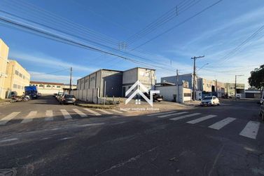 Sal&atilde;o Comercial para alugar - 285m&sup2; - Recreio Estoril