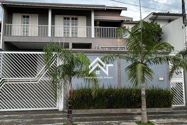 Casa &agrave; venda - 260m&sup2; - Vila Loanda