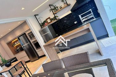 Casa para alugar - 174m&sup2; - Nova Gard&ecirc;nia