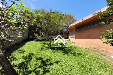 Ch&aacute;cara &agrave; venda - 891m&sup2; - Jardim Imperial