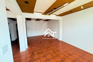 Sal&atilde;o Comercial para alugar - 255m&sup2; - Centro
