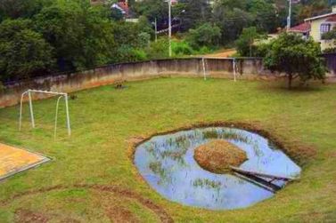 Casa &agrave; venda - 2087m&sup2; - Vila Petr&oacute;polis