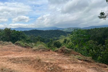 Terreno &agrave; venda - 3000m&sup2; - JUNDIAZINHO