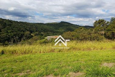 Terreno &agrave; venda - 300m&sup2; - Condom&iacute;nio Portal Lamis